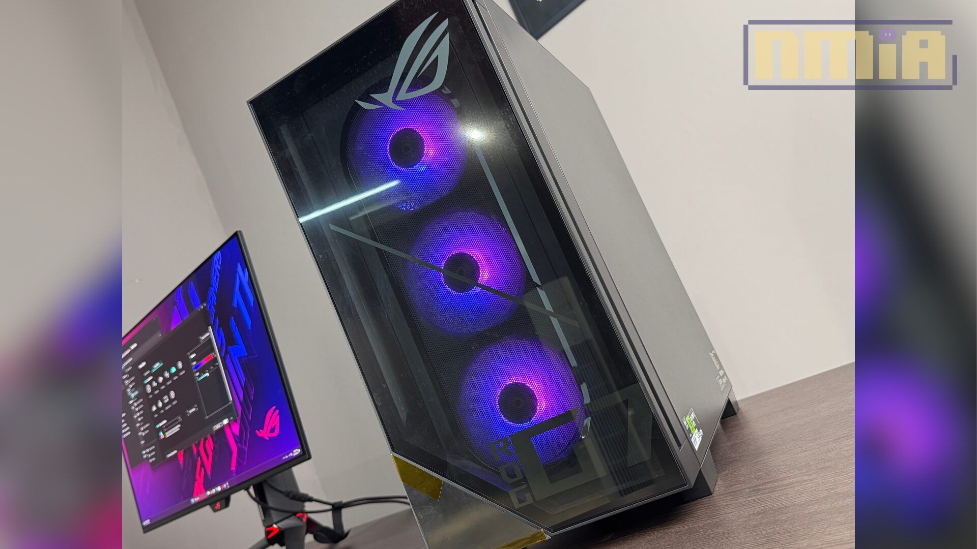 ASUS ROG G700 (2025)：統治玩家國度 ROG 未來的終極電競桌機霸主